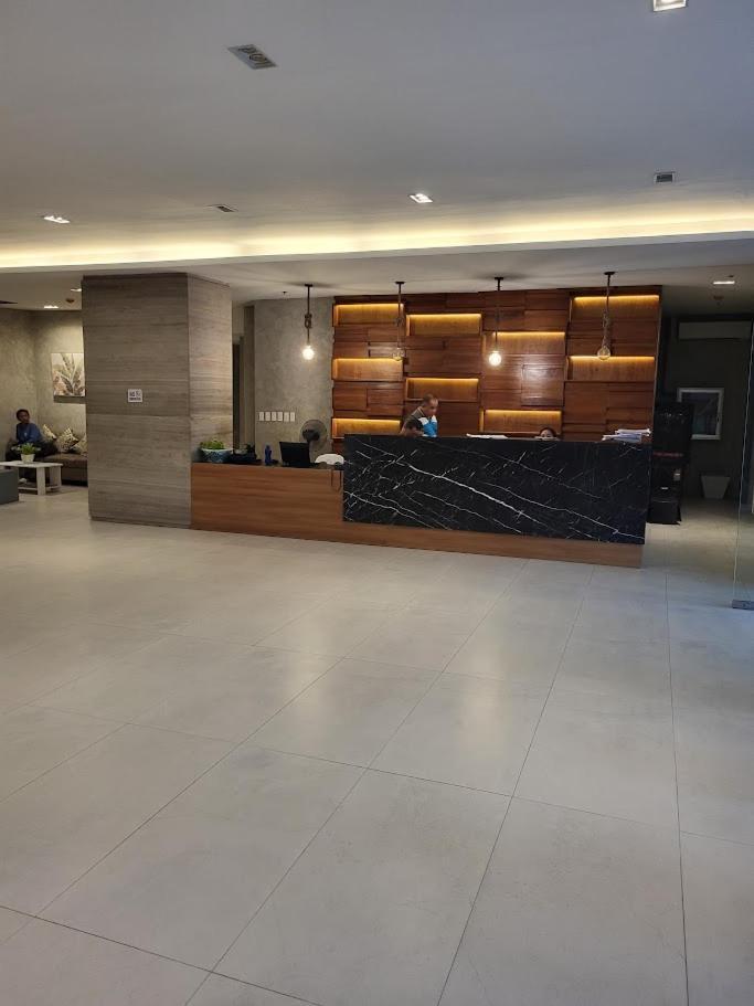 Modern & Comfy Studio - Steps From Ayala Mall, Cebu City Bagian luar foto